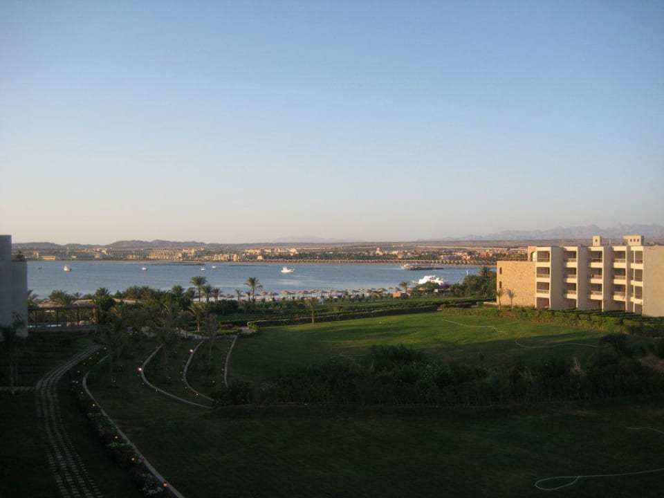 Blick von 4422 auf die Bay Fort Arabesque Resort, Spa & Villas