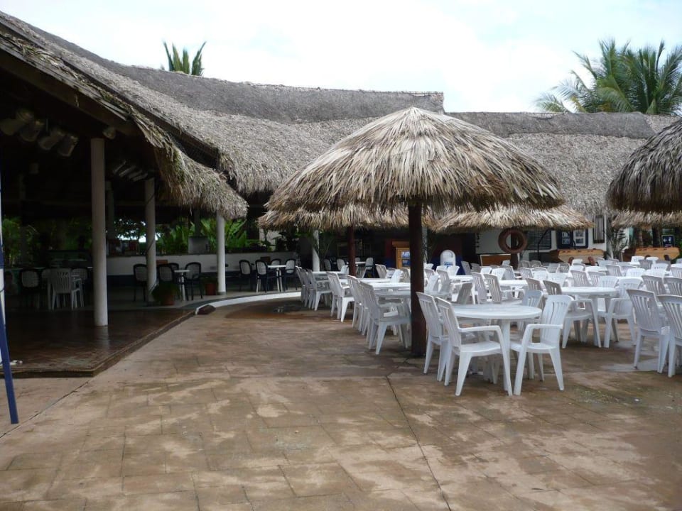 Poolbar Occidental Tamarindo
