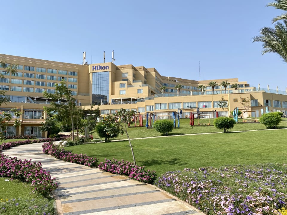 Außenansicht Hilton Hurghada Plaza