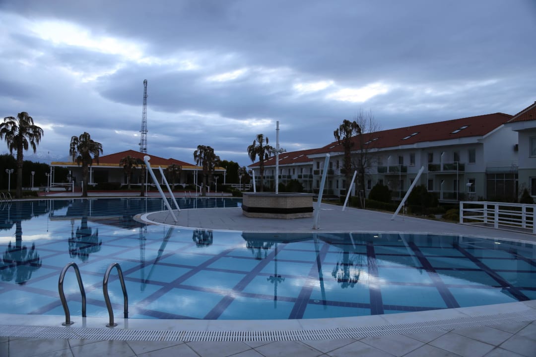 Außenpool Tripolis Hotel