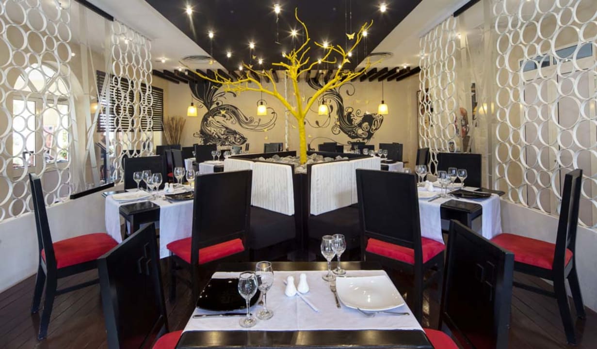 Restaurant Memories Caribe Beach Resort