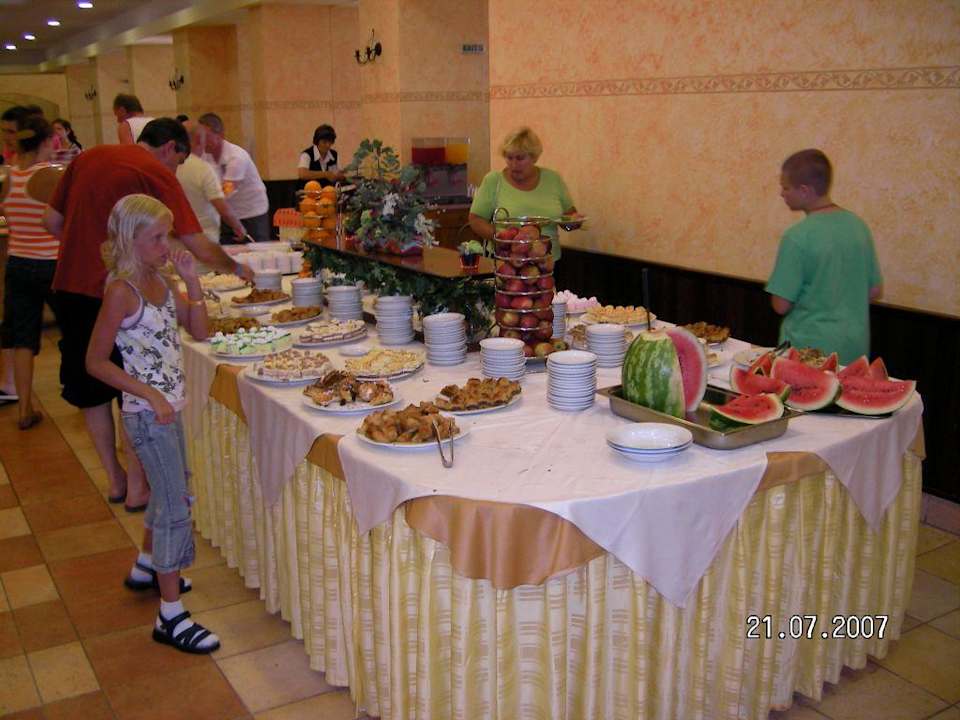 Dessertbuffet Hotel Hrizantema
