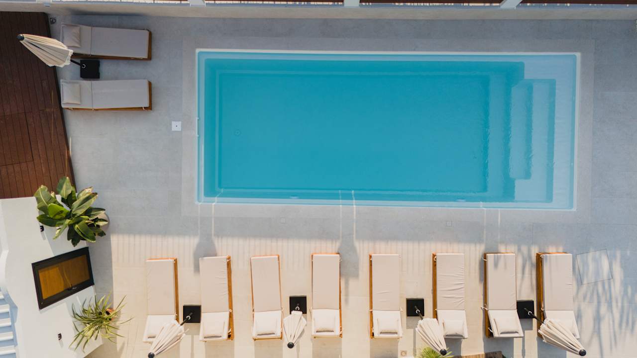 Pool Lej & Laj Residence