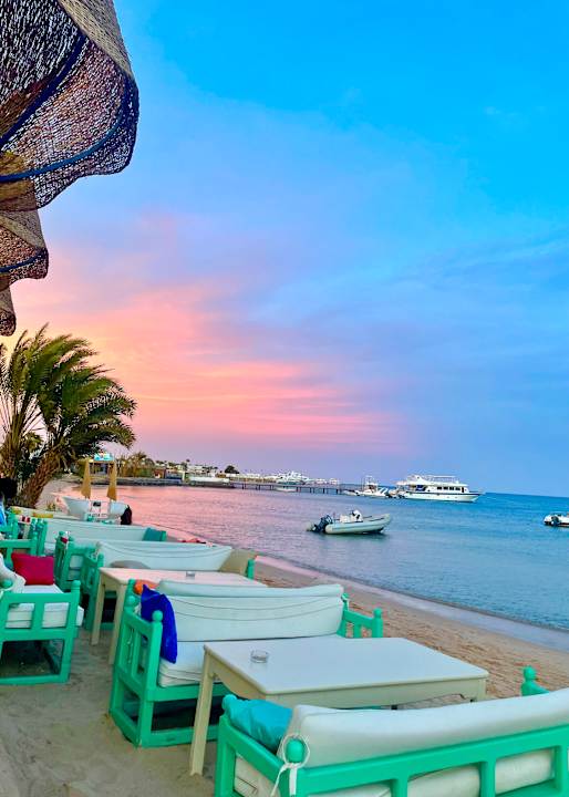 Strand Lotus Bay Beach Resort