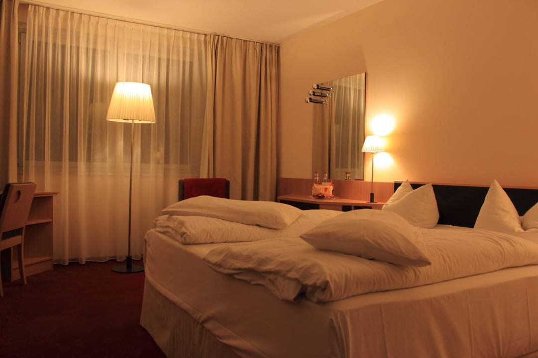 Zimmeransicht von vorn NH Dresden Neustadt