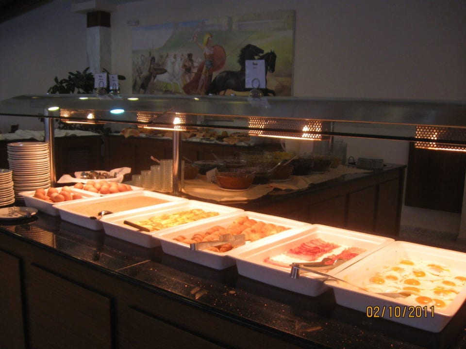 Frühstück - Warm-Buffet Delfina Tropic Beach