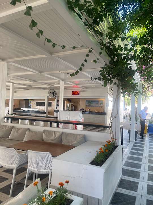 Gastro Can Garden Resort