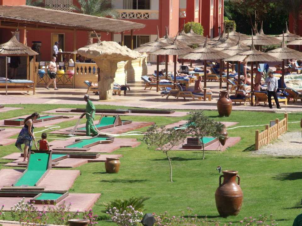 Mini Golf Pickalbatros Alf Leila Wa Leila Resort - Neverland Hurghada
