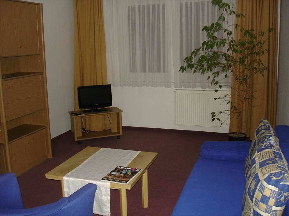 Blick ins Wohnzimmer Days Inn Leipzig City Centre