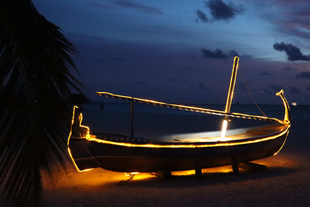 Strand Meeru Maldives Resort Island