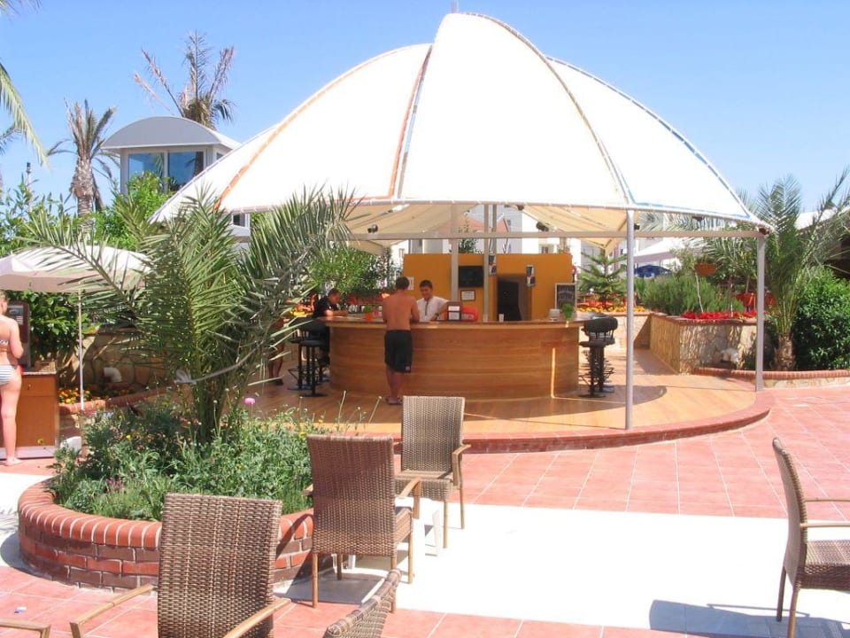 Poolbar My Home Resort