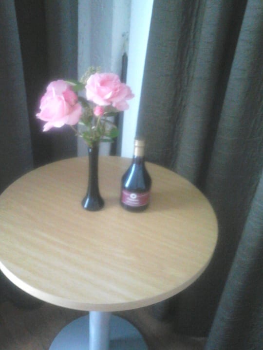 Zum Geburtstag! alltoura Club Hotel Poseidon Palace