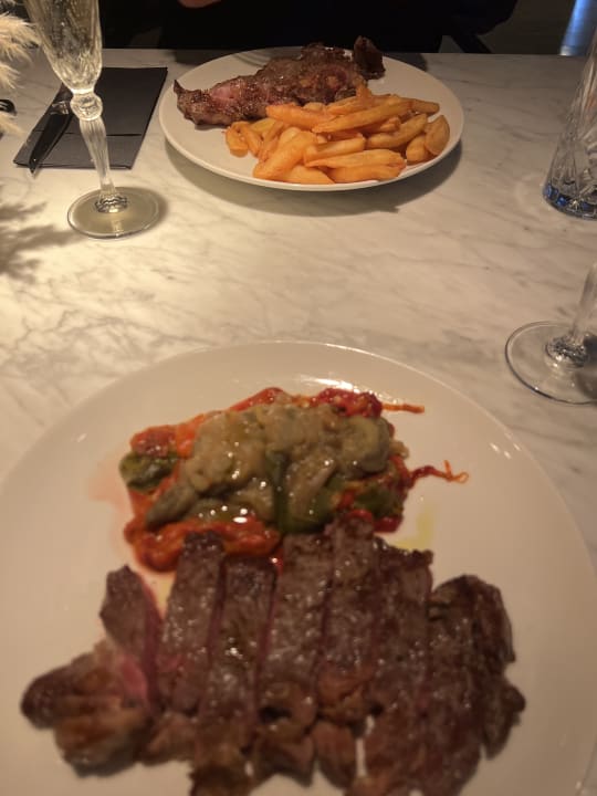 Gastro Yurbban Passage Hotel and Spa