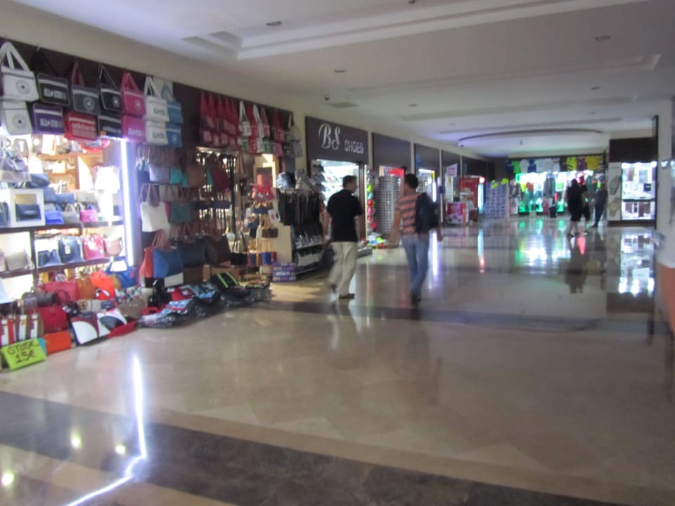 Geschäfte im Innenbereich Seaden Sea World Resort & Spa