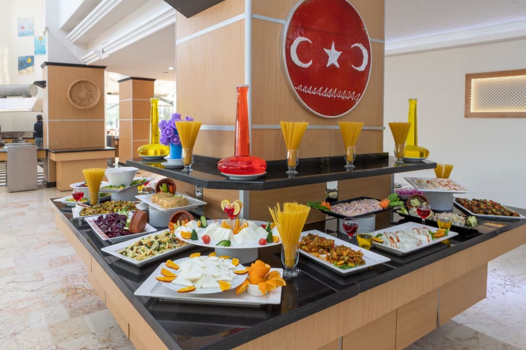 Gastro Hotel The Holiday Resort
