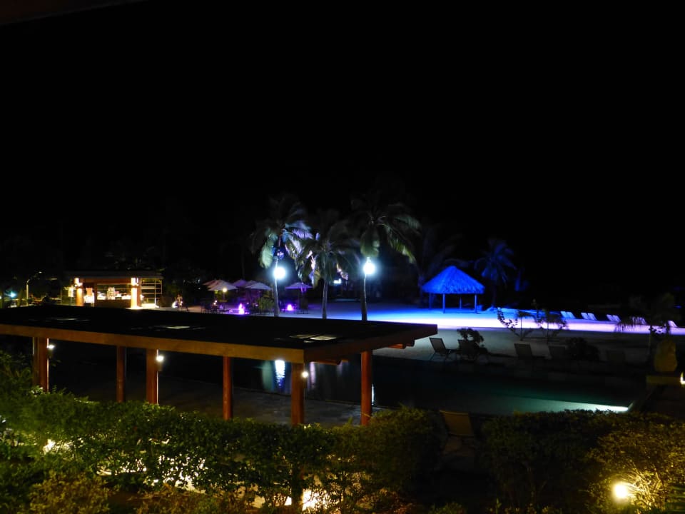 Strand bei Nacht Hotel Intercontinental Resort & Spa Moorea