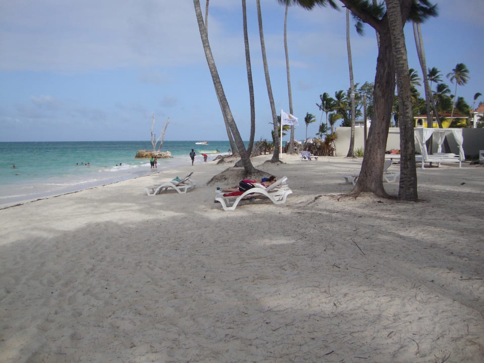 Leerer Strand, einfach schön  Vista Sol Punta Cana