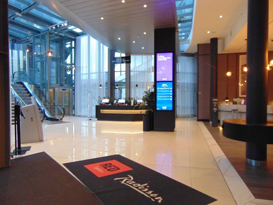 Lobby Radisson RED, Oslo Airport