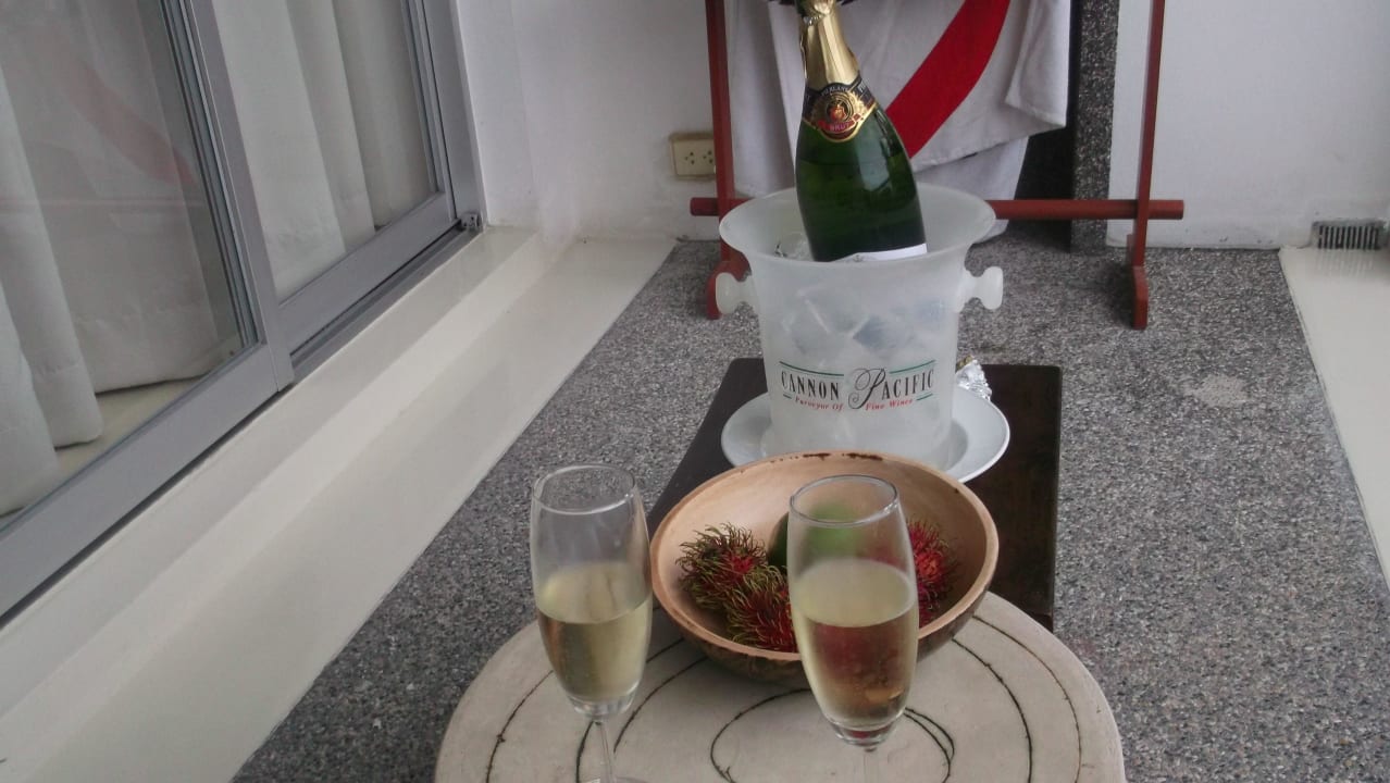 Gratis Champagner zur Begrüßung Veranda Resort & Villas Hua Hin Cha Am