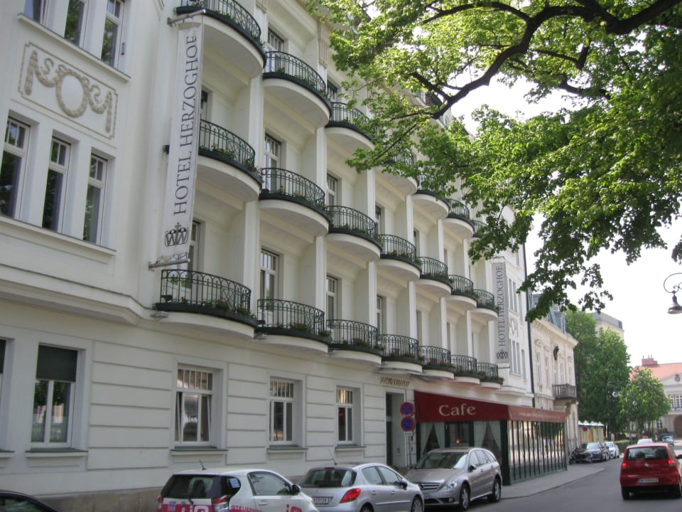 Außenansicht Hotel Herzoghof