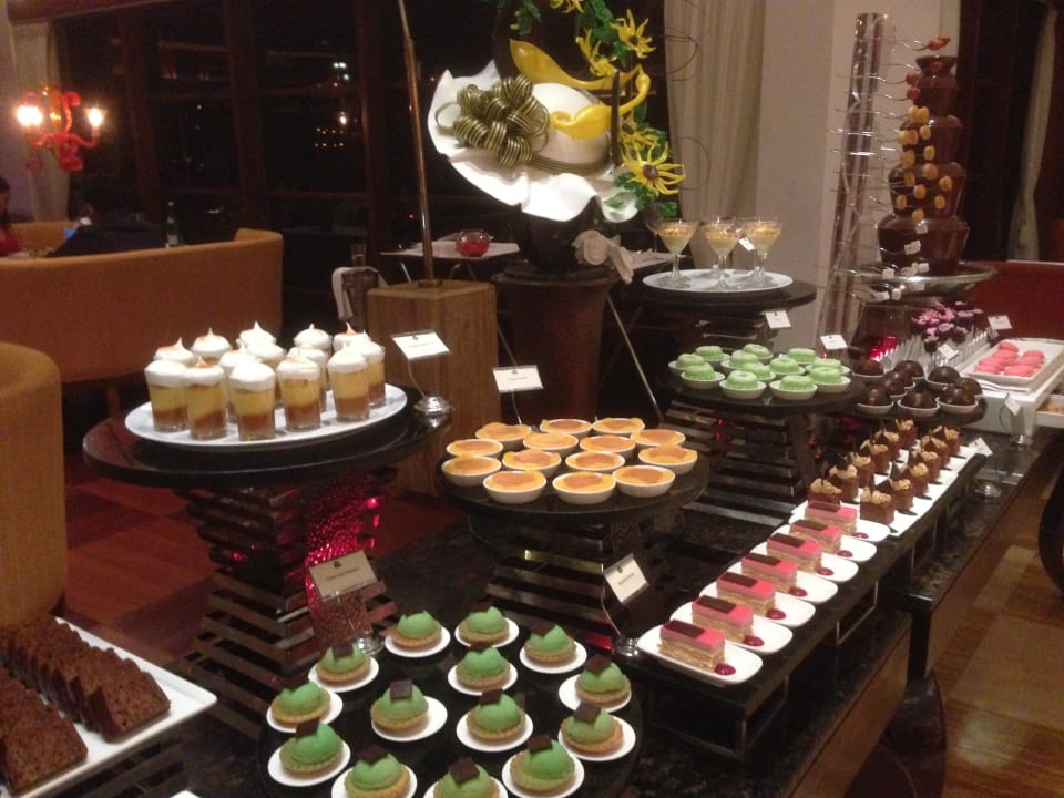 Halbpension Buffet Dessert The St. Regis Bali Resort