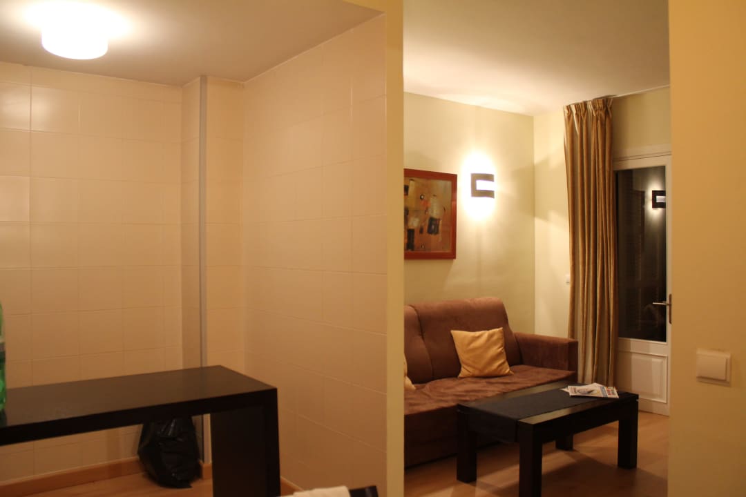 App 109 / Blick aus Essecke in Wohnraum Apartamentos Vista Alegre Mallorca