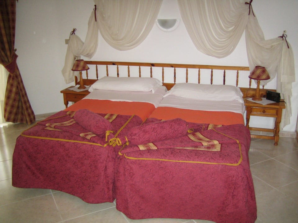  SchlafzimmerGroßes hellesuns sauberes Hotel Panoramica Garden