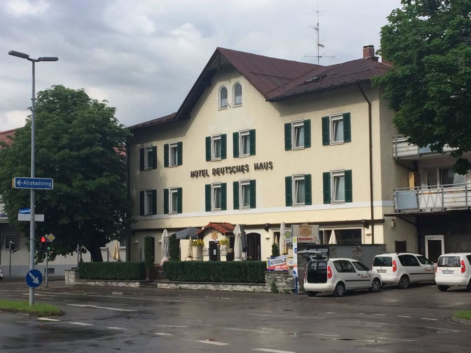Blick vom Oberallgäuer Platz/Landratsamt Hotel Deutsches Haus / Anno 1898