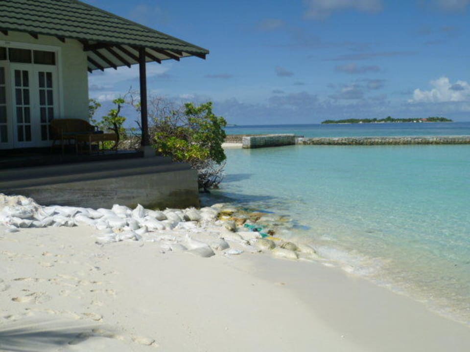 Bungi an der Südseite, inkl. Sandsäcke Adaaran Select Meedhupparu Island Resort - Premium All Inclusive