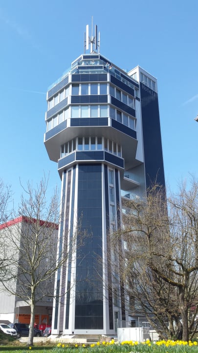 Außenansicht aquaTurm Hotel