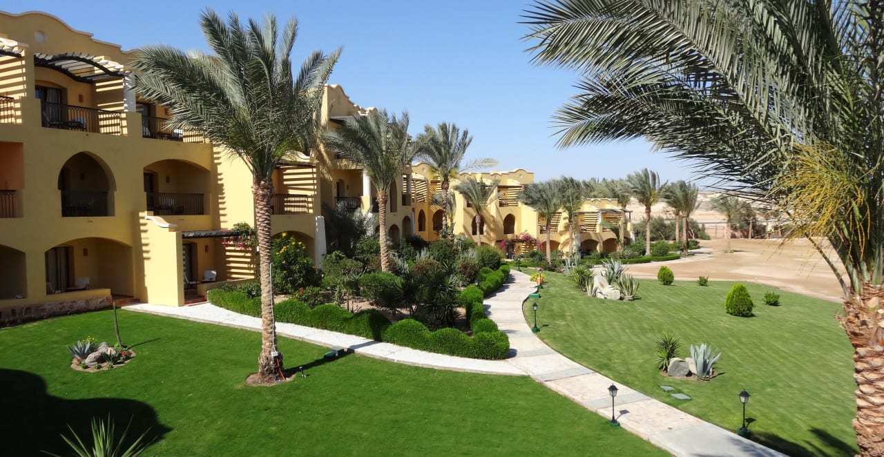 Gepflegte Anlage, viel grün Jaz Solaya