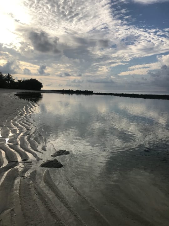 Strand Kuredu Island Resort & Spa