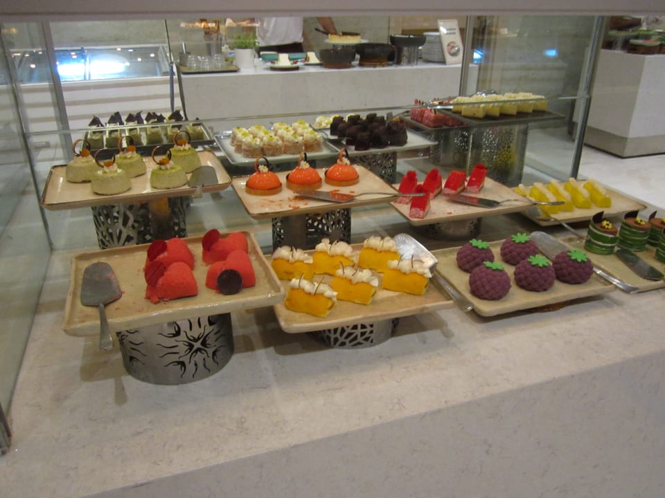 Gastro Acanthus Cennet Barut Collection