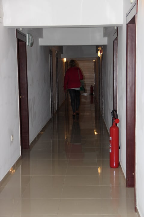 Flur im 4ten Stock ohne Aufzug AluaSun Helios Beach