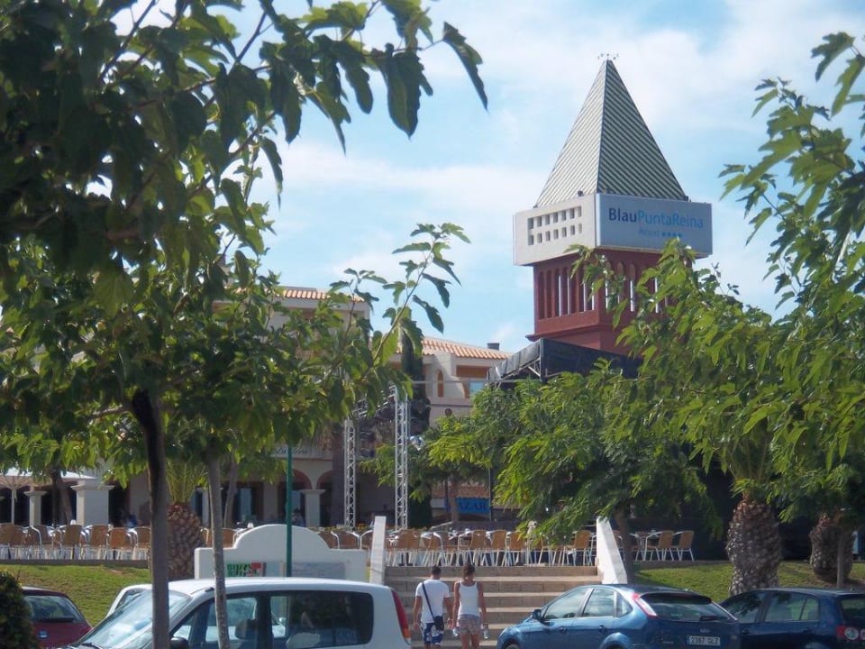 Dort war die Bühne und dort gabs auch eine Snackbar blau punta reina