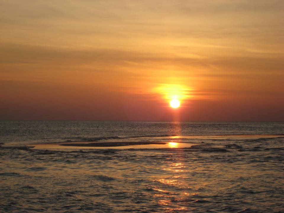 Sonnenuntergang Kuredu Island Resort & Spa
