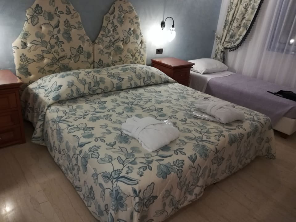 Bett(en) Hotel Serita Beach