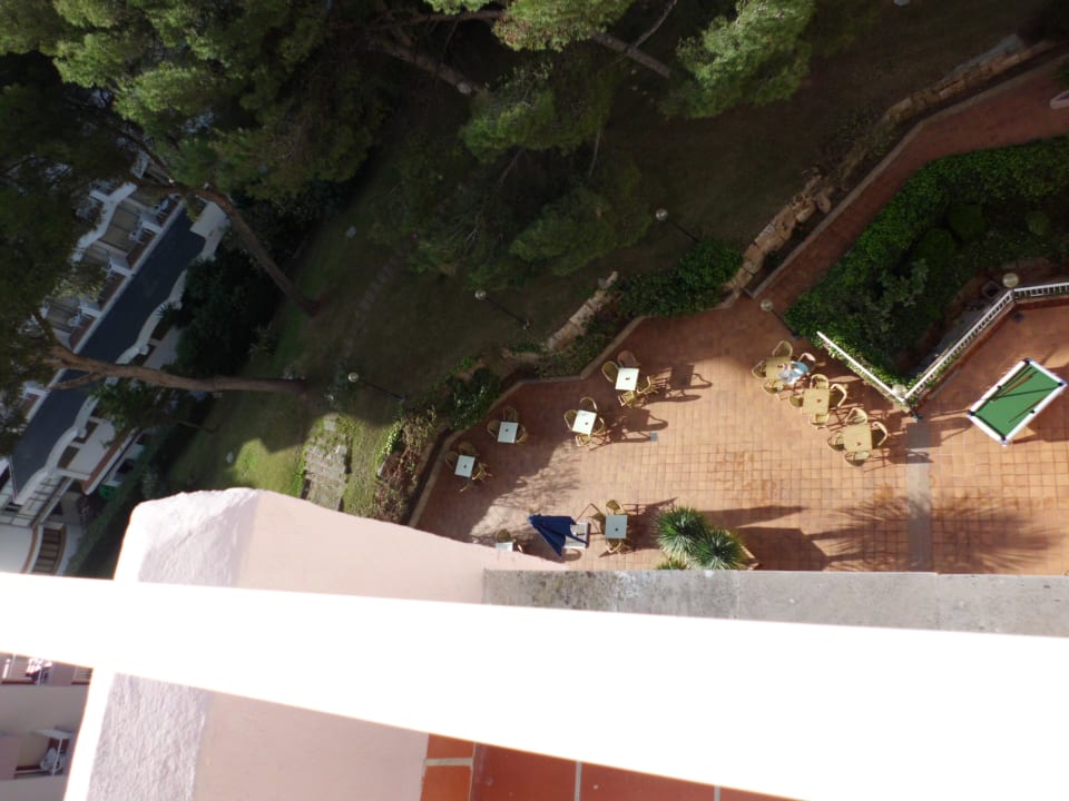 Innenhof Sitzmöglichkeiten Pabisa Sofia