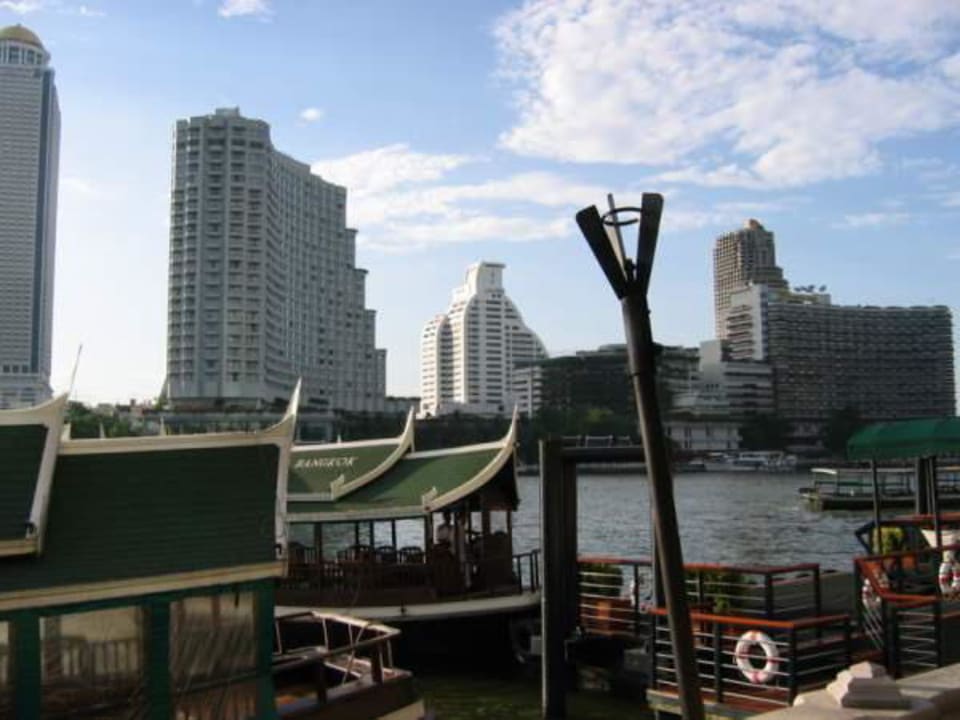 Shuttle Hotel The Peninsula Bangkok