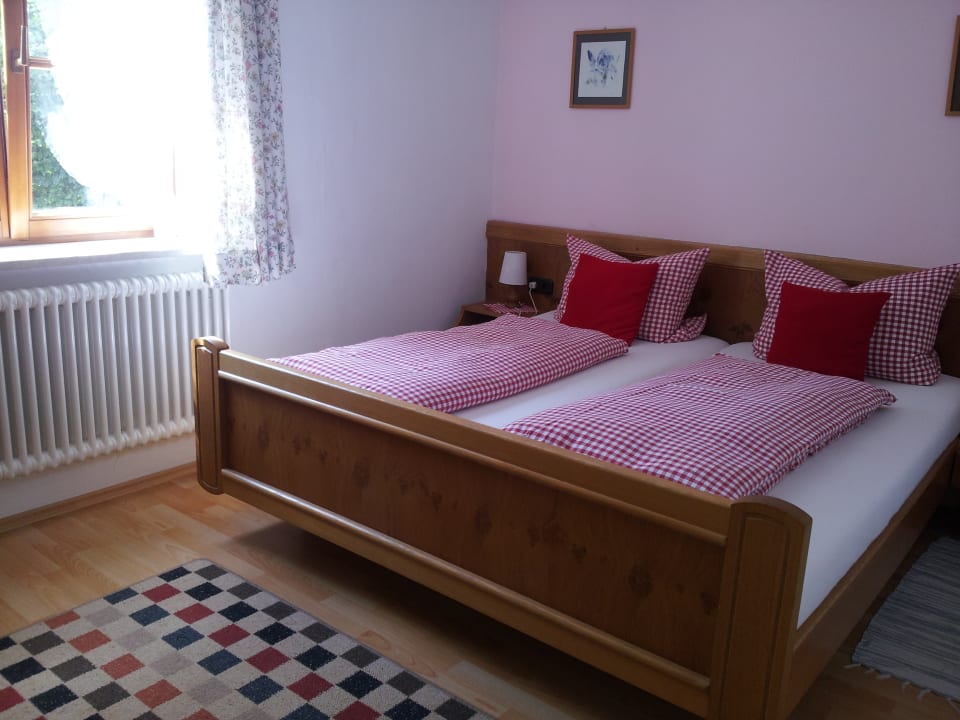 Zimmer Gästehaus Tina