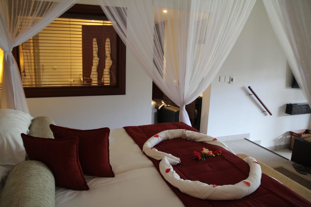 Bett Kempinski Seychelles Resort