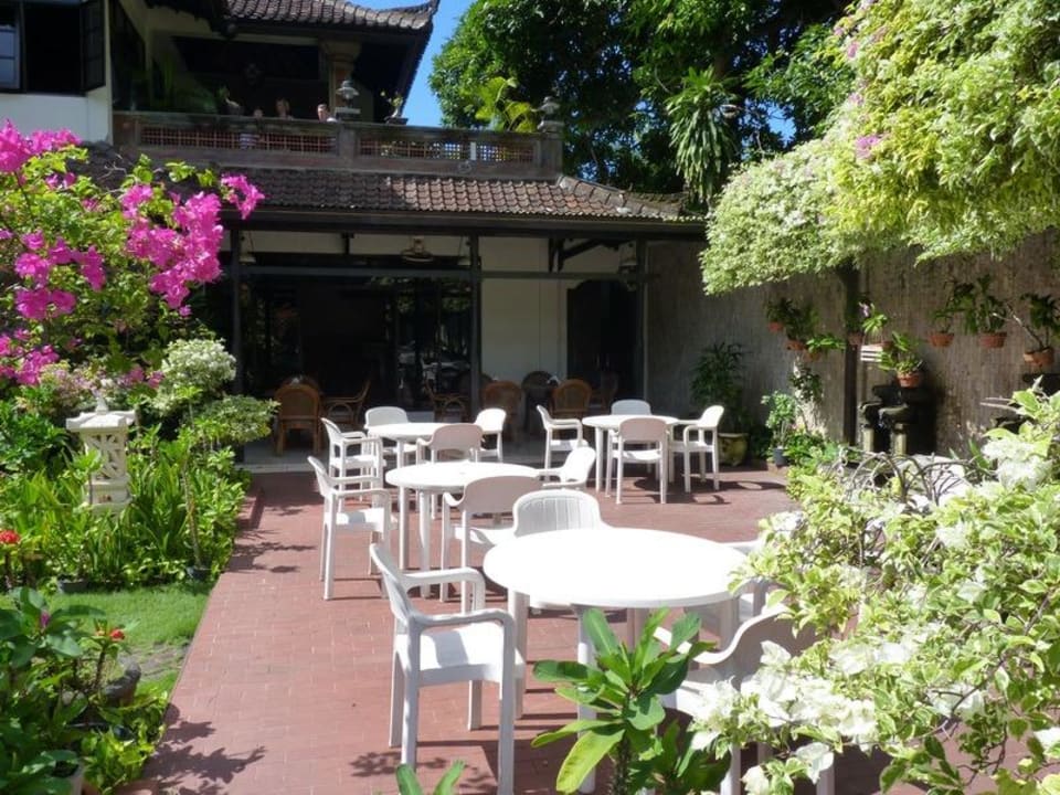 Garten Hotel Ari Putri