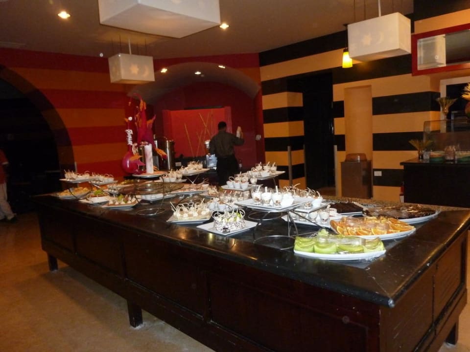 Süsses Büffet Hotel Mercure Hurghada