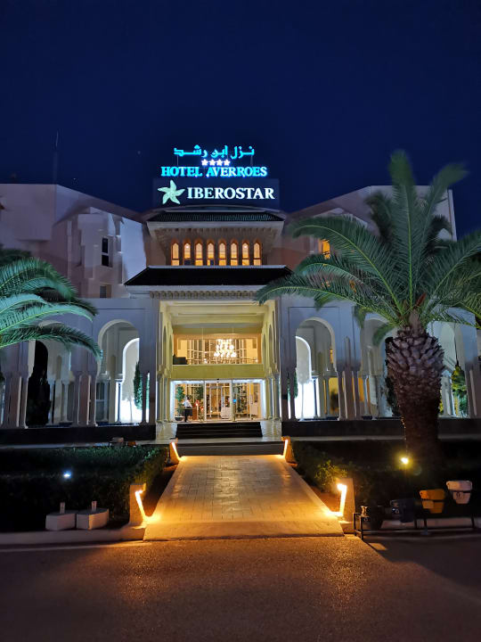 Außenansicht Iberostar Waves Averroes