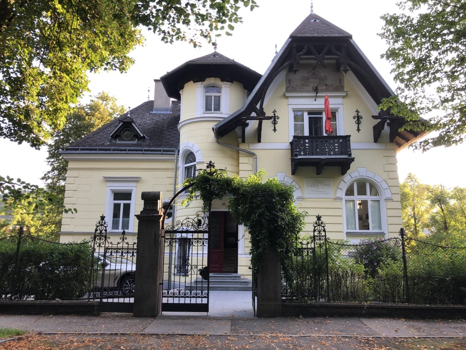 Außenansicht Villa Nova Frühstückspension