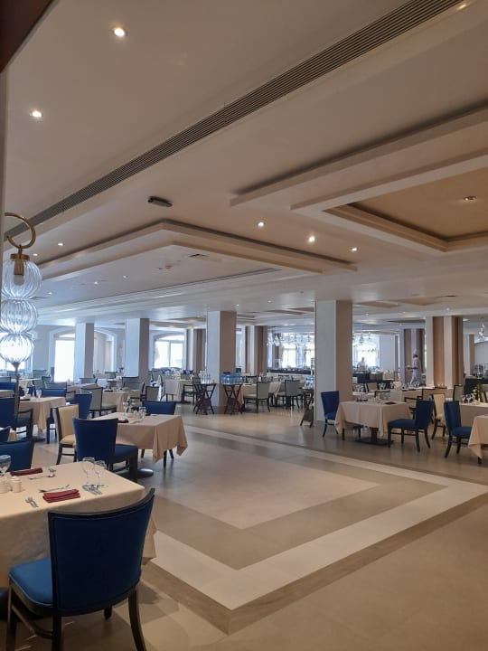 Gastro Premier Le Reve Hotel & Spa