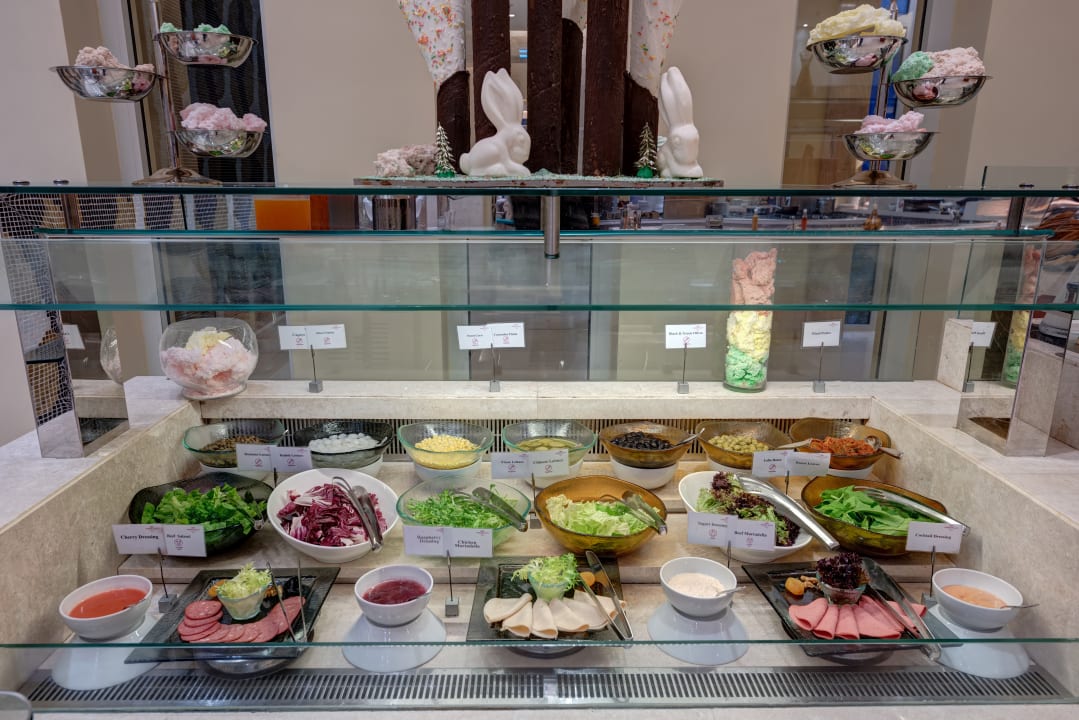 Gastro Hotel Crowne Plaza Duqm