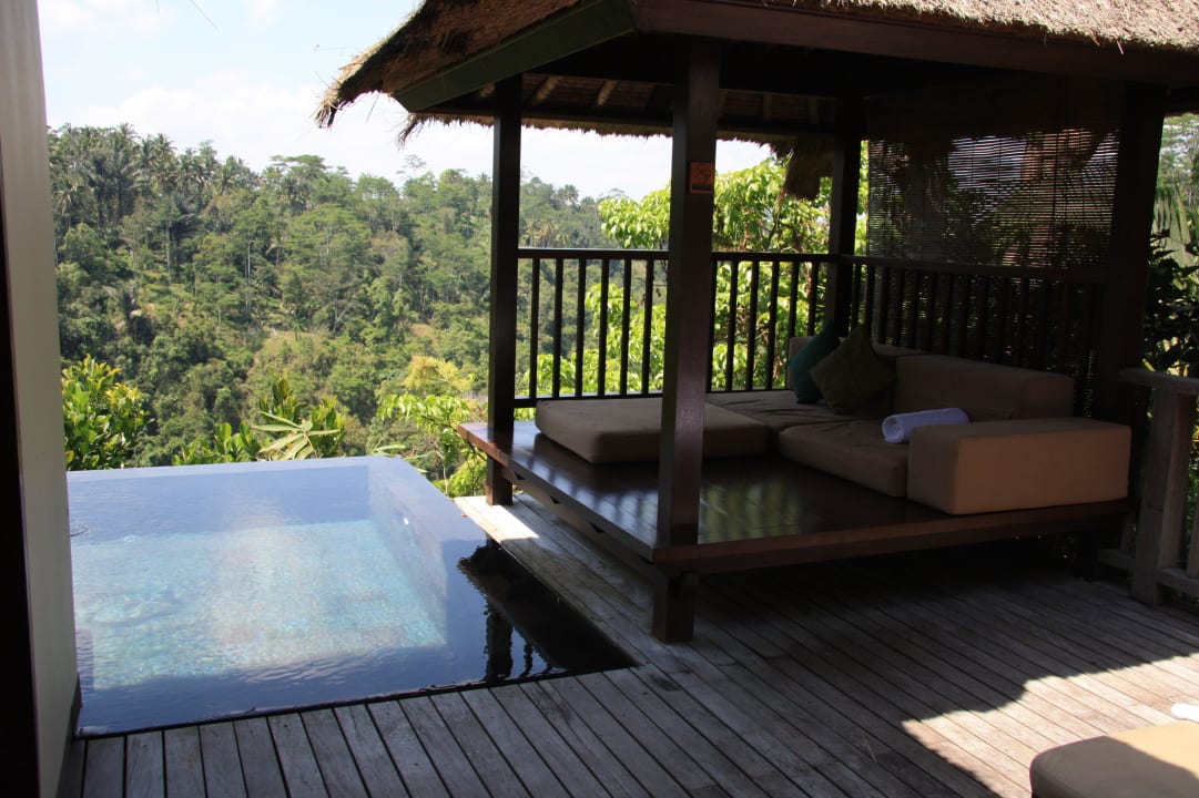 Privatpool und Terrasse zum Liegen  Hanging Gardens of Bali