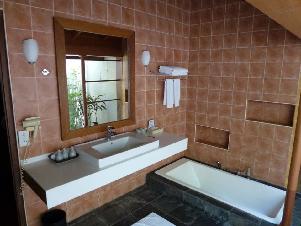 Badezimmer NH Collection Maldives Reethi Resort