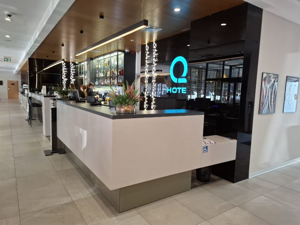 Lobby Q Hotel Plus Katowice
